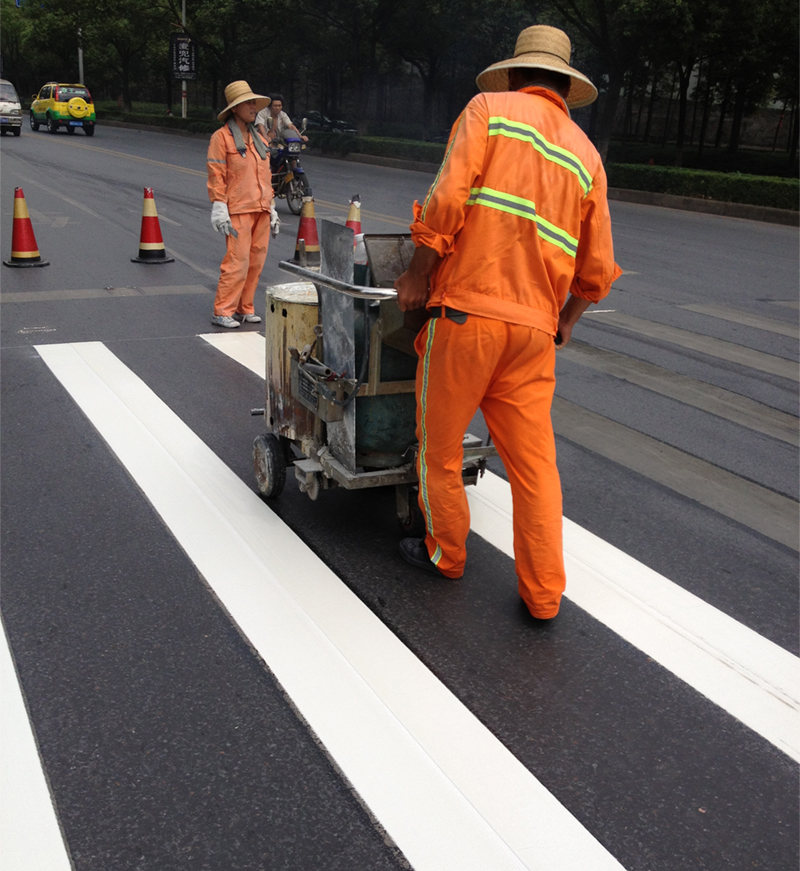雙組份標線施工.jpg
