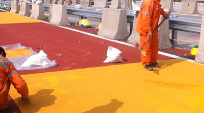 如何預(yù)防彩色防滑路面起泡？