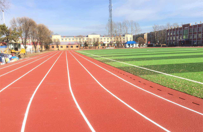 塑膠跑道