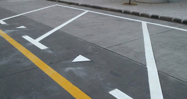 車(chē)位劃線 車(chē)位劃線