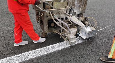 雙組份標線施工內混、外混有什么優缺點？