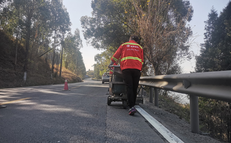 熱熔標線 熱熔標線