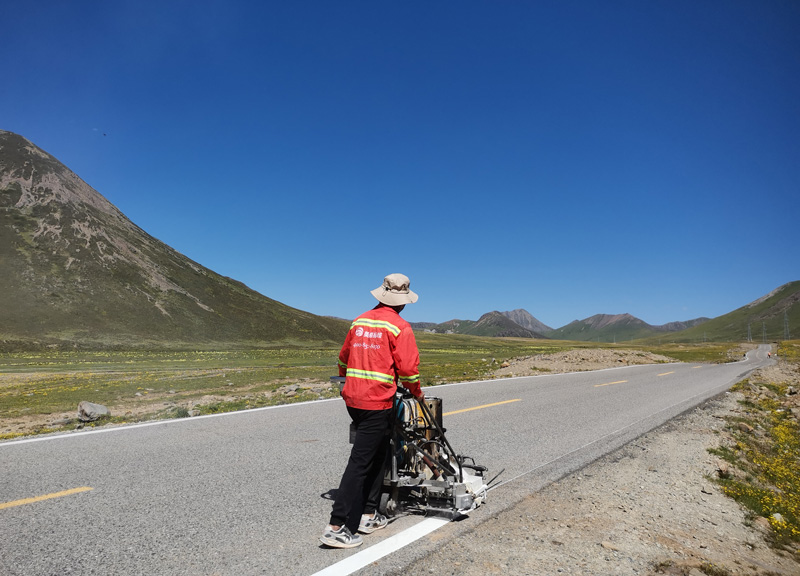 道路交通標(biāo)線 道路交通標(biāo)線