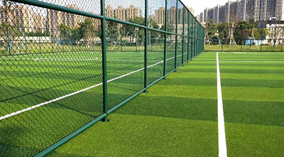 人造草球場使用壽命有多久？